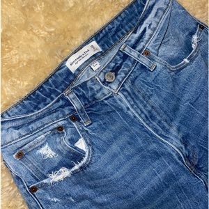 High Rise Curve Love Mom Jeans Abercrombie and Fitch